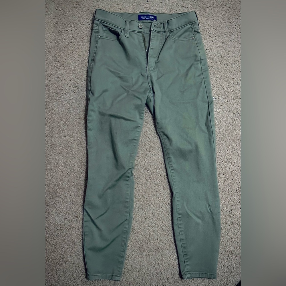 Celebrity Blues Skinny Jeans - Green